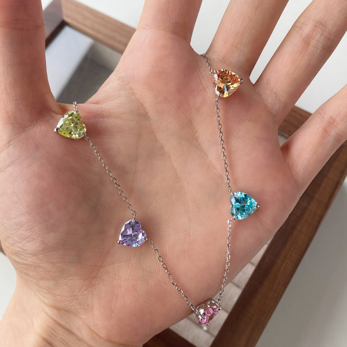 [AuraEcho]Sparkling Colorful Heart Cut Necklace